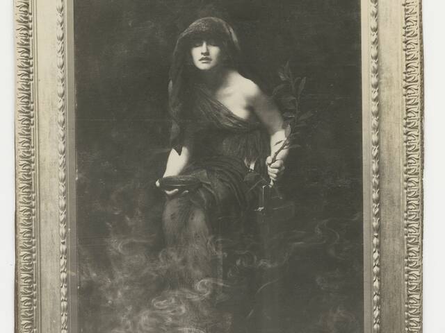 Image of "Priestess of Delphi" by Hon. John Collier